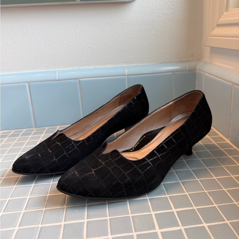 BeautiFeel Black Kitten Heels Mystique Black Croc Print